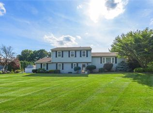 125 Mandel Dr, Southington, CT 06489