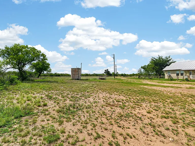 3021 County Road 467 — Photo 21