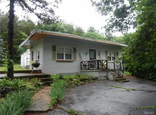 10255 Donna Dr, Dittmer, MO 63023