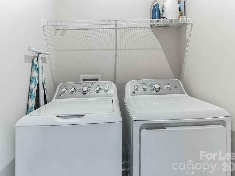 5048 Patton Dr — Photo 13