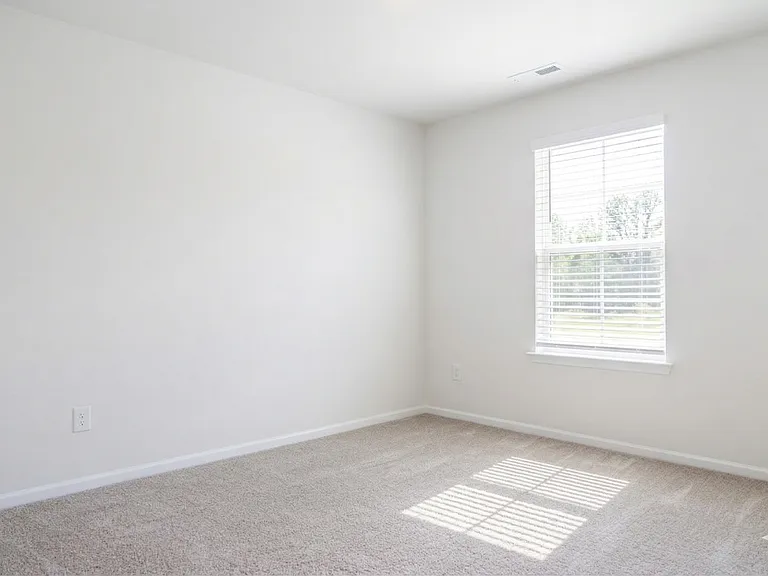 5308 Meagan Ln NE — Photo 18