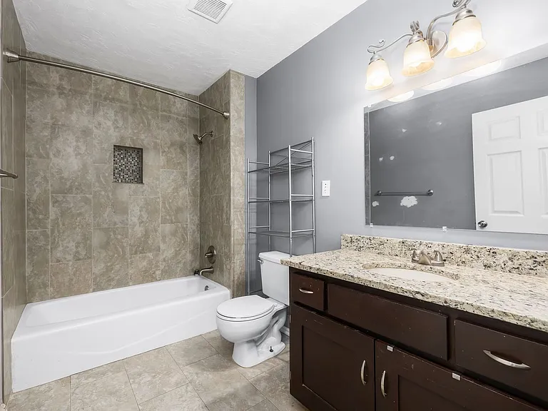 133 W 510th St S — Photo 11