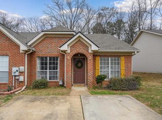 2785 Southwood Ln, Bessemer, AL 35022