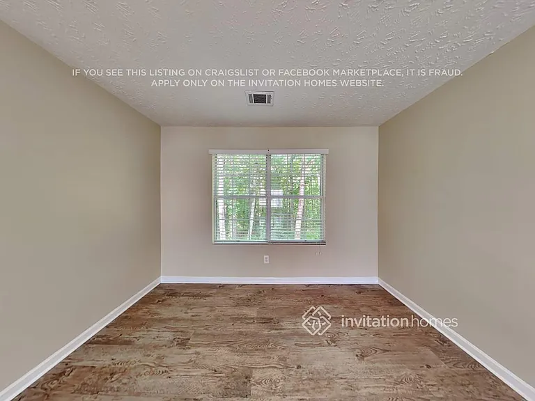 208 Belmont Dr — Photo 9