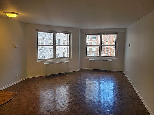 1st image of 155 W 68th St APT 918