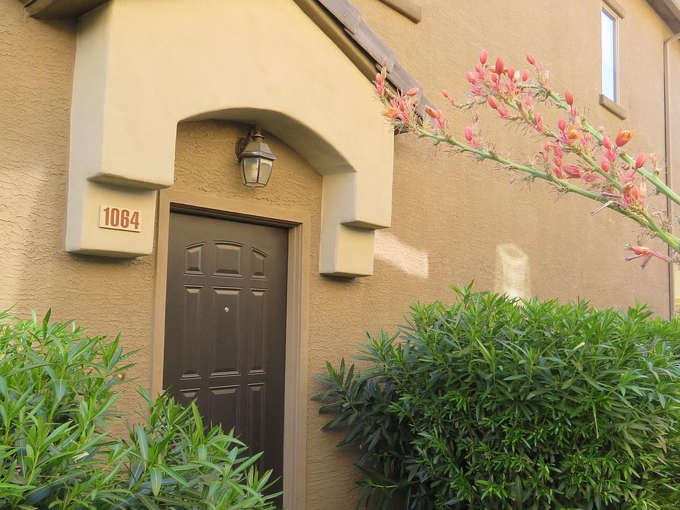Entrance to Unit 1064