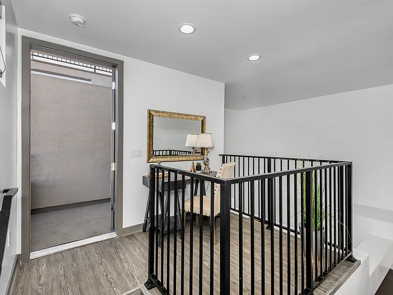 10760 Palms Blvd #3 — Photo 11