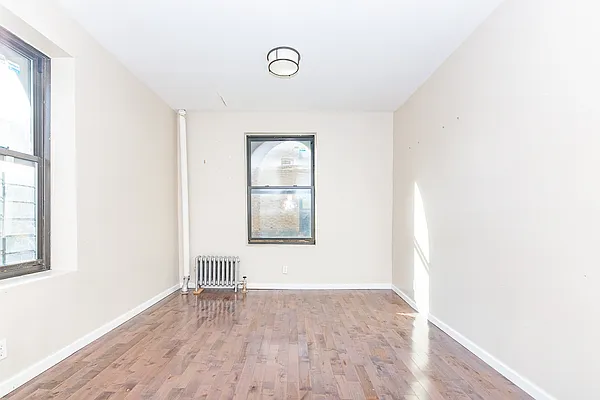 Rented by MySpaceNYC | media 7
