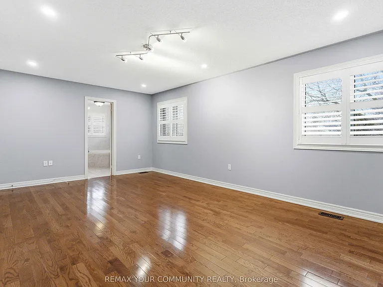 108 W Cabin Trail Cres — Photo 28