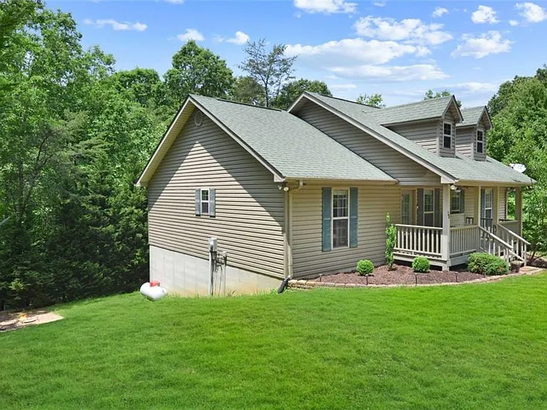78 Bluebird Ln — Photo 3