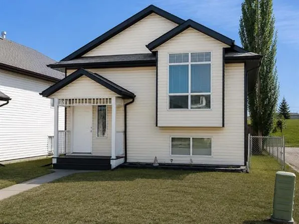 4406 W 54a Avenue Cres, Innisfail, AB T4G 1X5
