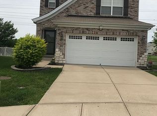 3393 Timbercross Pl, Saint Charles, MO 63301