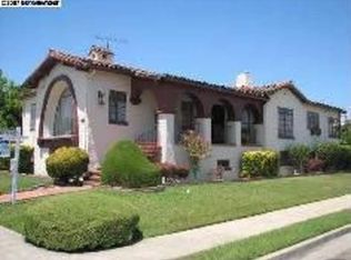 5720 Walnut St, Oakland, CA 94605