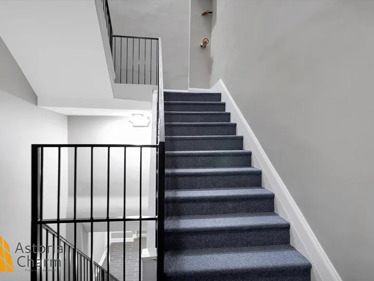 3301 Elgin Ave #303 — Photo 4