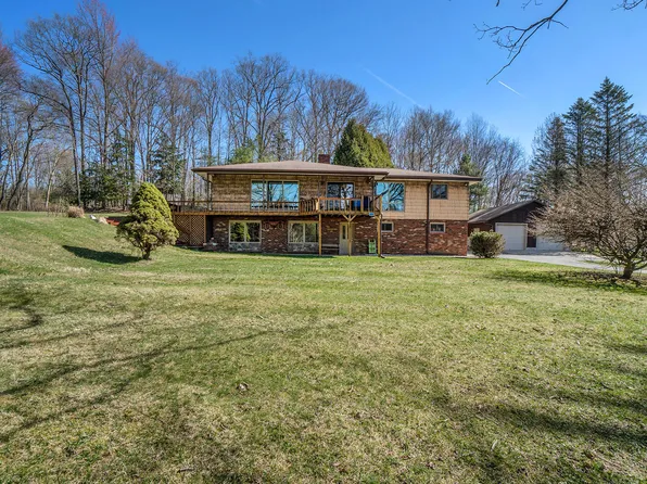 3376 Chippewa Hwy, Manistee, MI 49660