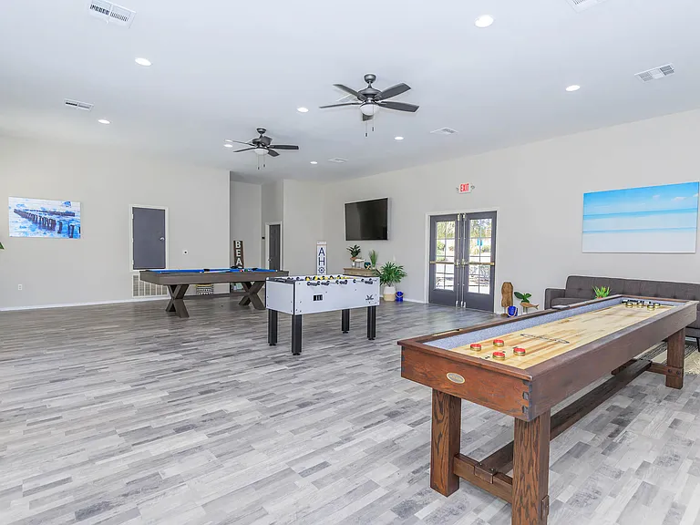 The Solena Apartments — Photo 18