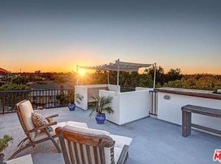 5812 Compass Dr, Los Angeles, CA 90045