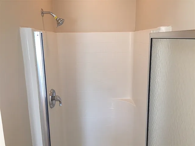 381 Laurel Hill Cir — Photo 13