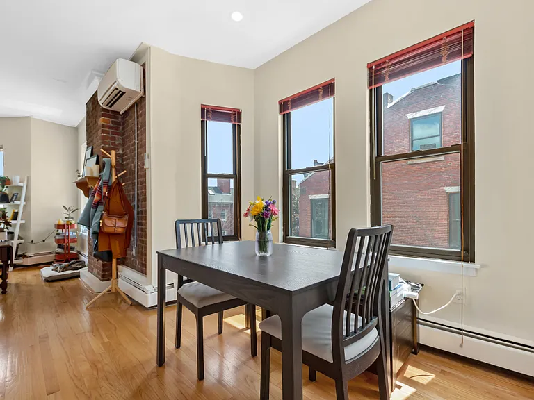 46 Main St #31 — Photo 8