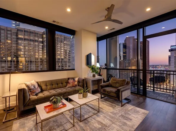 1211 Caroline St Unit 1501, Houston, TX 77046