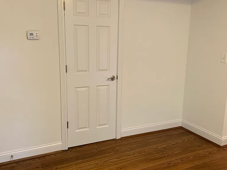 2534 Erie Ave #3 — Photo 5