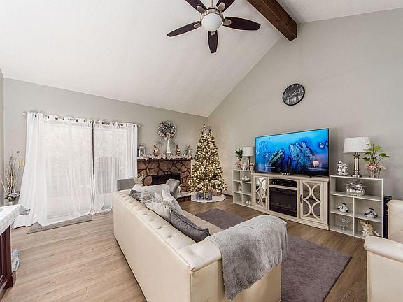 2nd image of 6330-6332 Tamworth Ct