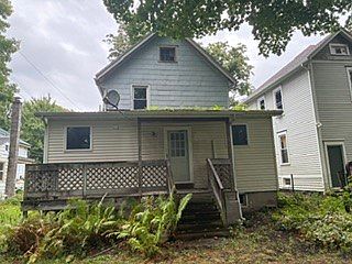 2nd image of 329 Cascadilla St