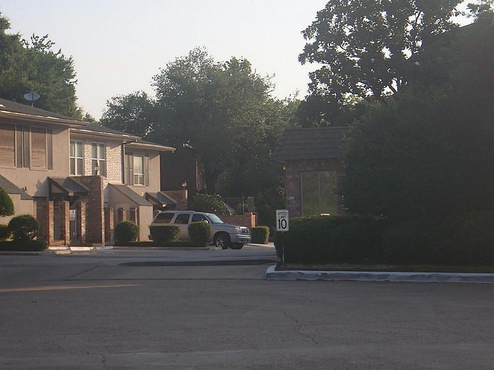 1st image of 1807 Stoney Brook Dr #60