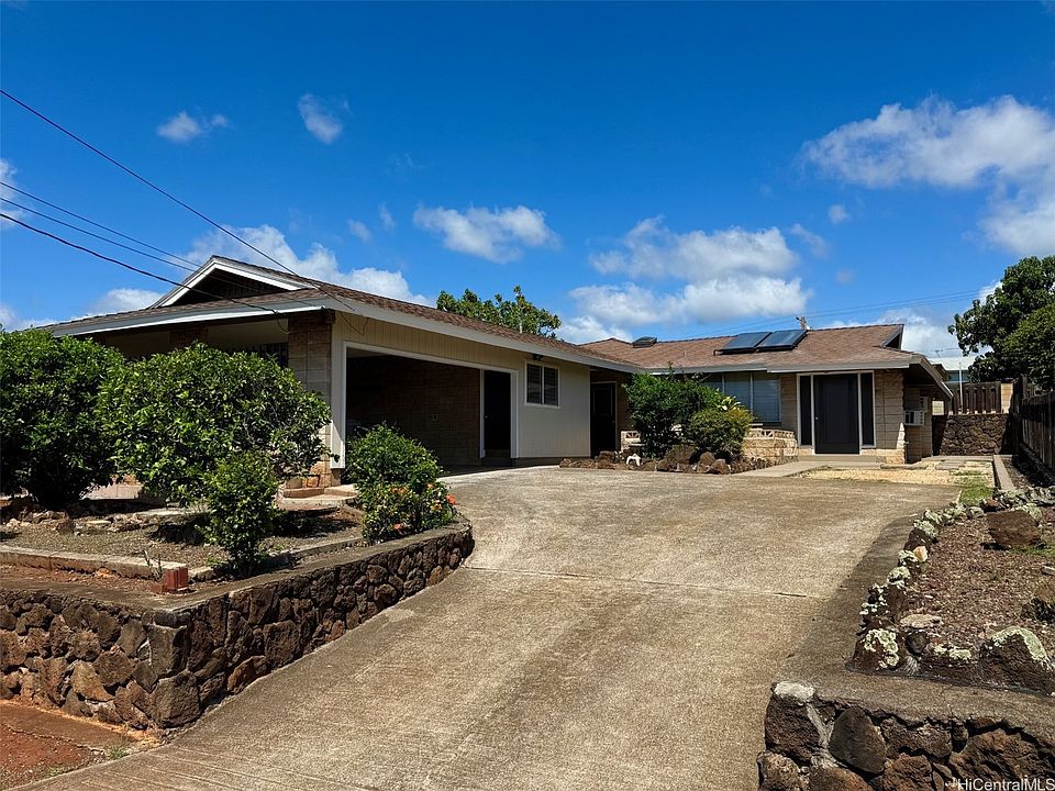 1st image of 736 Puu Hina Pl