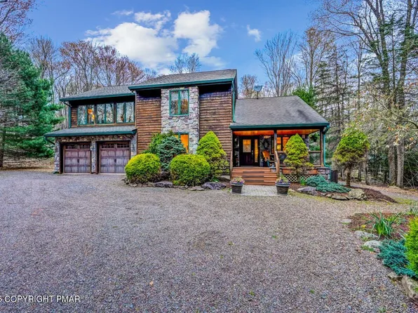 1111 Bear Track Trl, Pocono Pines, PA 18350