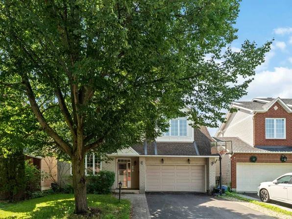 10 Westwinds Pl, Ottawa, ON K2G 6L1