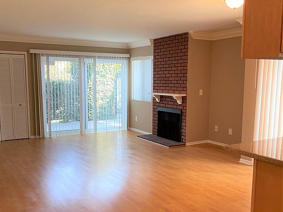 3rd image of 345 W Acacia Ave APT 1