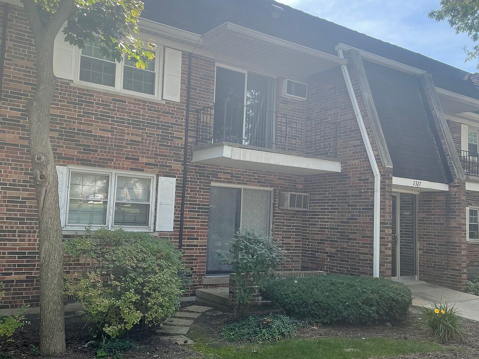 1st image of 2327 Ogden Ave APT 3