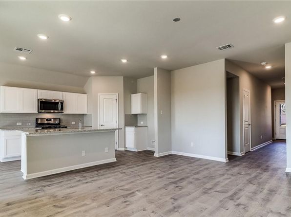 317 Sawyer Dr, Sulphur, LA 70665