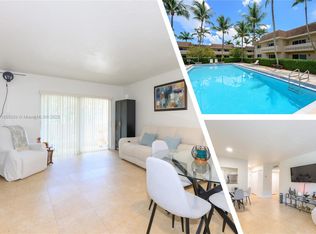 14500 SW 88th Ave APT 213, Palmetto Bay, FL 33176