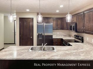 9619 W Broek Dr, Sioux Falls, SD 57106