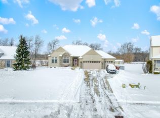 48 Dickens St, Spring Arbor, MI 49283