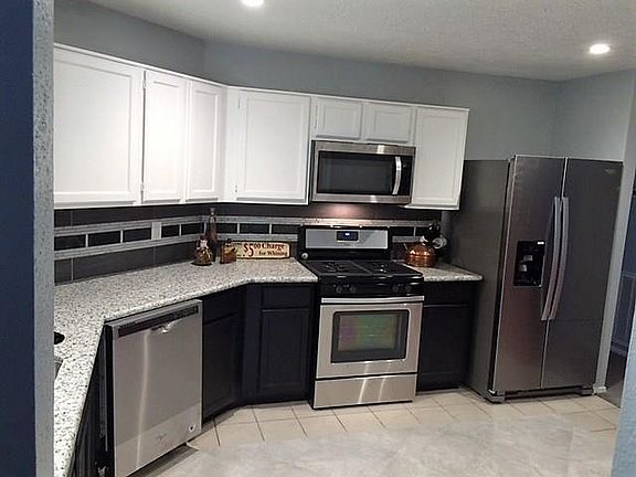 4th image of 8407 Carmelwood Ln