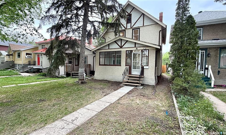 1st image of 3312 Victoria AVENUE