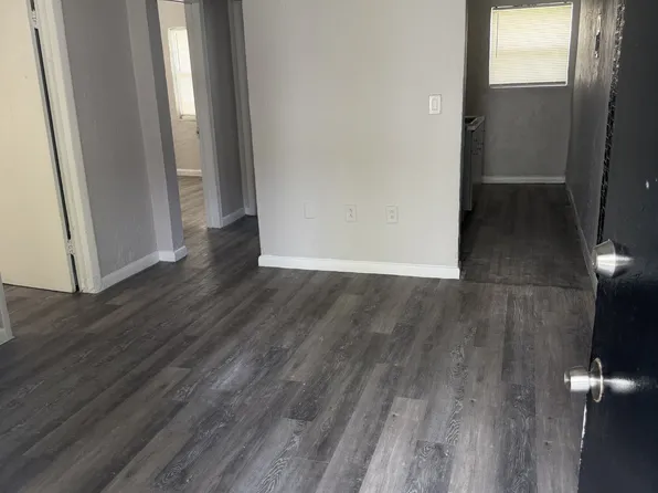 1744 NW 1st Ct APT 5, Miami, FL 33136