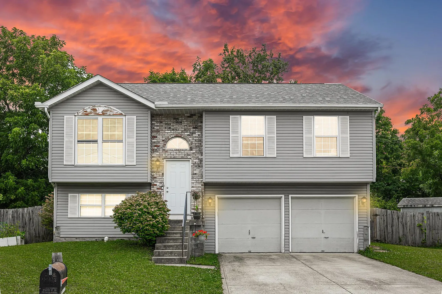 942 Cypress Ridge Pl photo 1