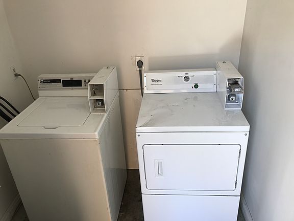 4th image of 1101 College View Dr APT 1