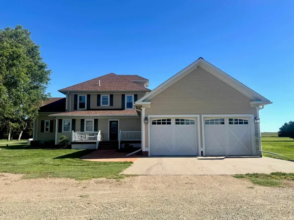 473 S Rd, Hildreth, NE 68947