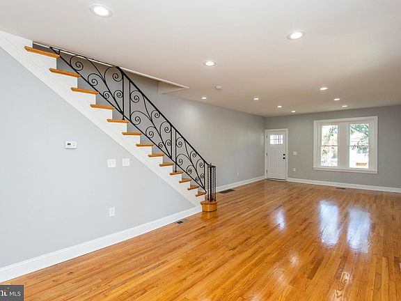 3rd image of 6814 Chew Ave
