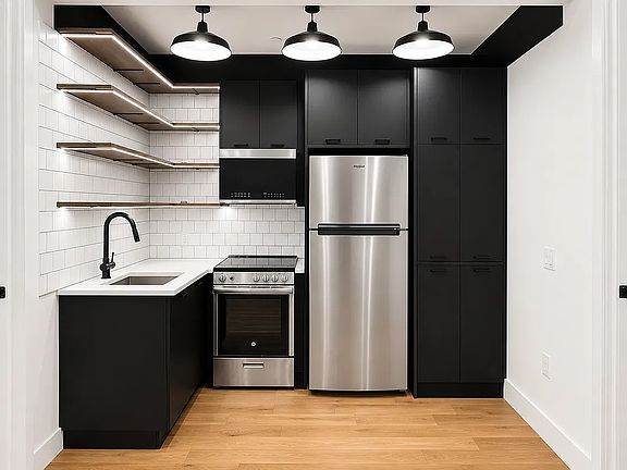 4th image of 1647 New York Ave #1F