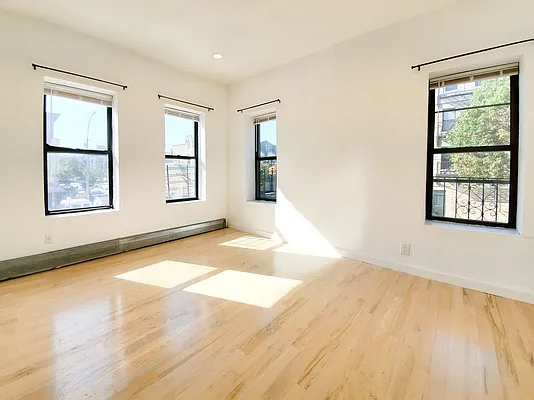 Rented by Citified Realty Group LLC | media 14