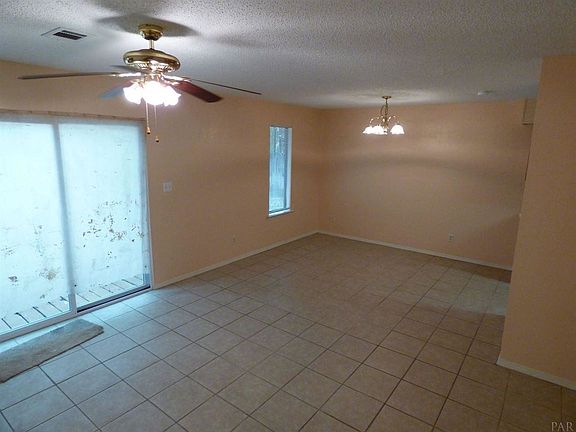 5th image of 6133 Alicia Dr
