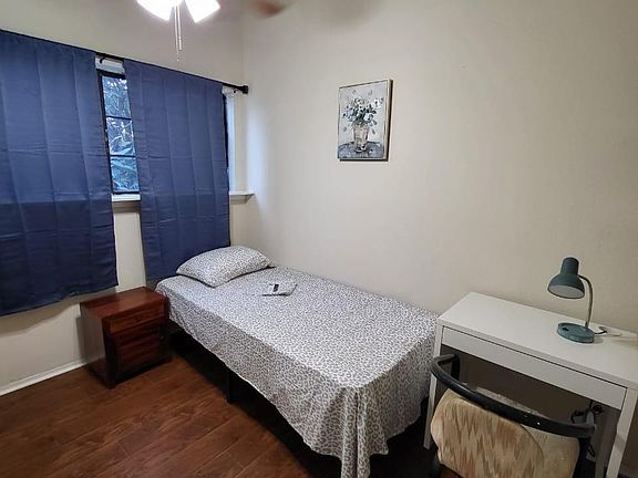 5th image of 9537 Pagewood Ln #9537
