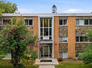 316 E 22nd Ave SW #18, Calgary, AB T2S 0H4