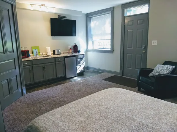3804 Franklin Blvd APT 1, Cleveland, OH 44113